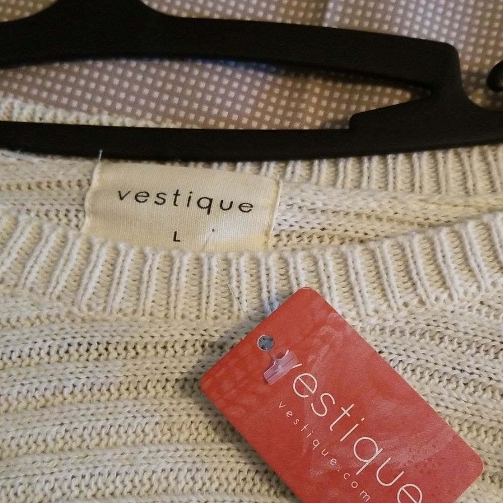 Sweater - Picture 5 of 5
